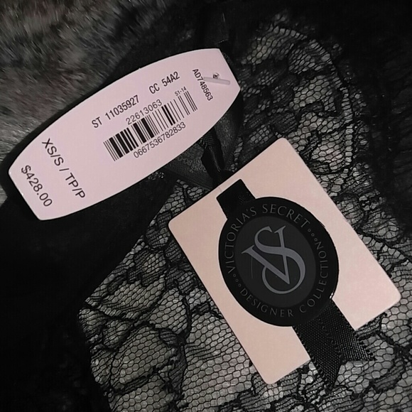 Victoria Secret Robe - Picture 5 of 7